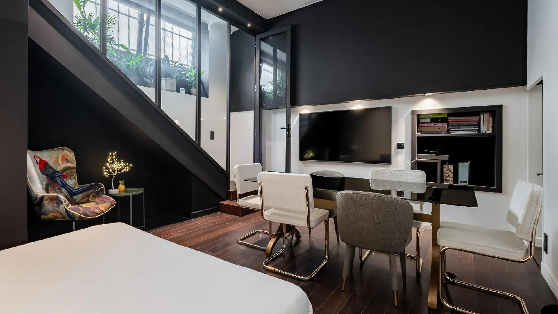 Veeve - Contemporary Excellence * Paris