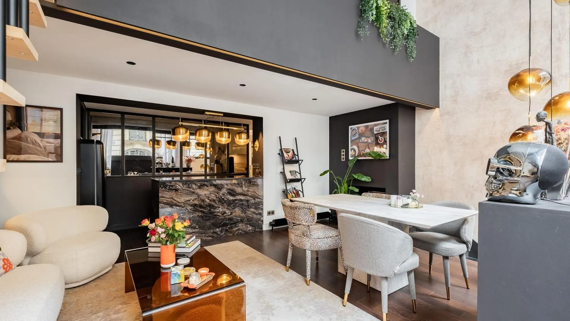 Veeve - Contemporary Excellence